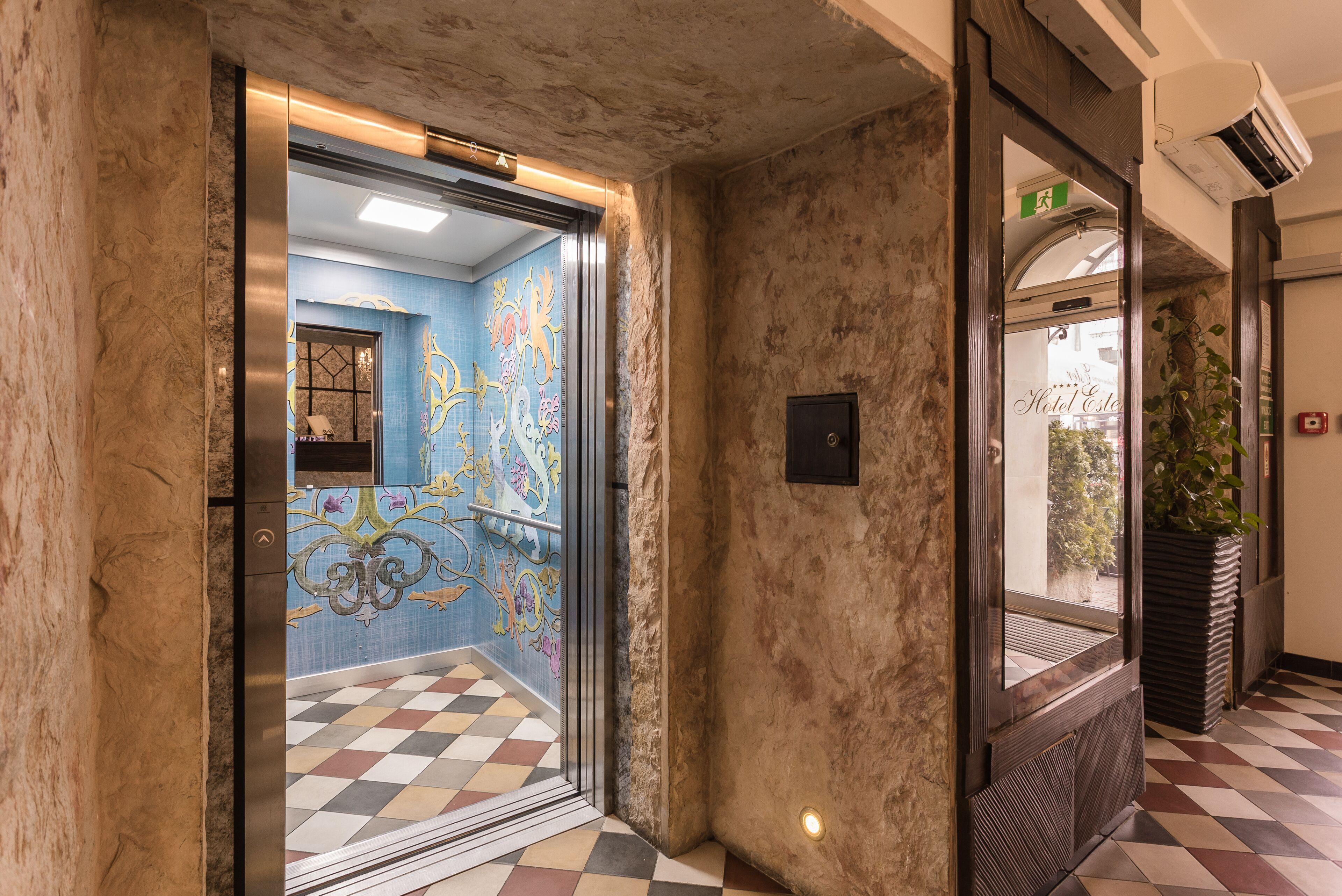 Hotel Ester — Photos 1